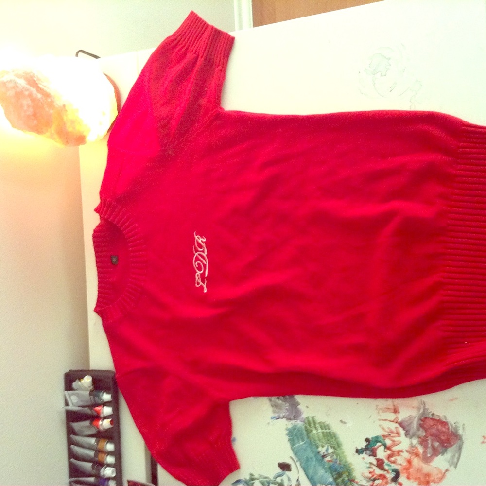 LANA DEL REY RED SHORT SLEEVE
